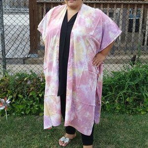 TORRID PINK TIE DYE RUANA COVER SHAWL CARDIGAN PLUS SIZE WRAP